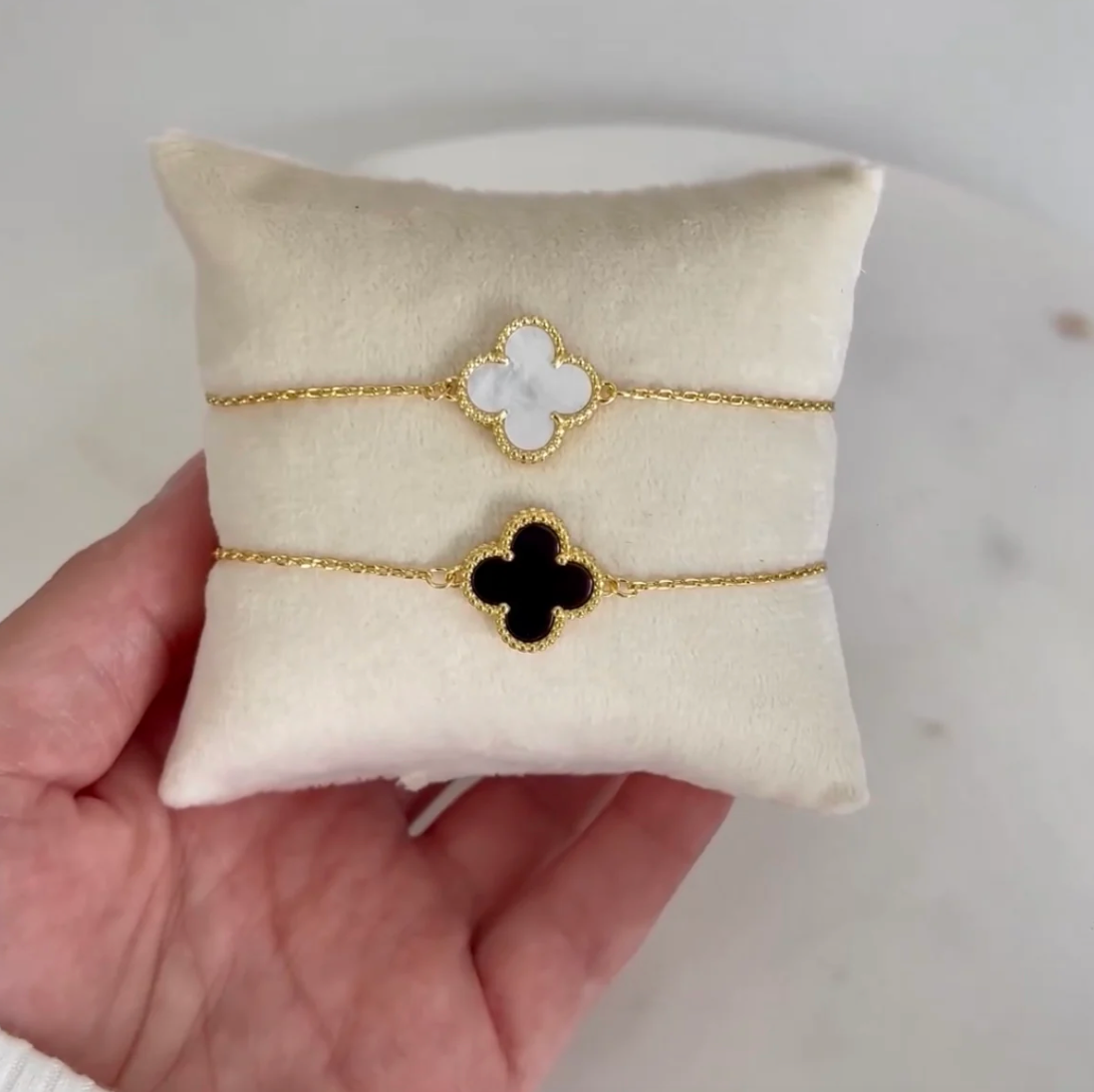 Single Clover Bracelet